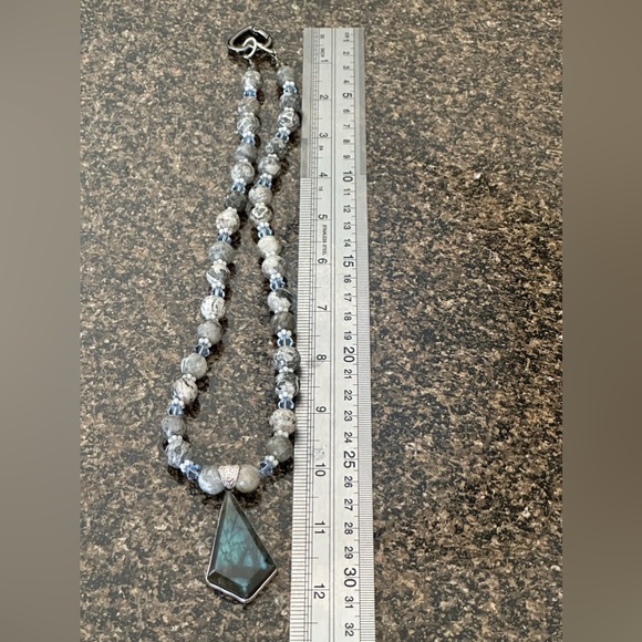 24 inch Grey Map and Labradorite Gemstone bead Necklace NWOT - Picture 14 of 14